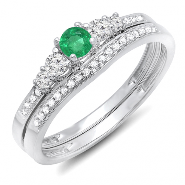 0.45 Carat (ctw) 14k White Gold Round Green Emerald And White Diamond Ladies 5 Stone Bridal Engagement Ring Matching Band Set 1/2 CT