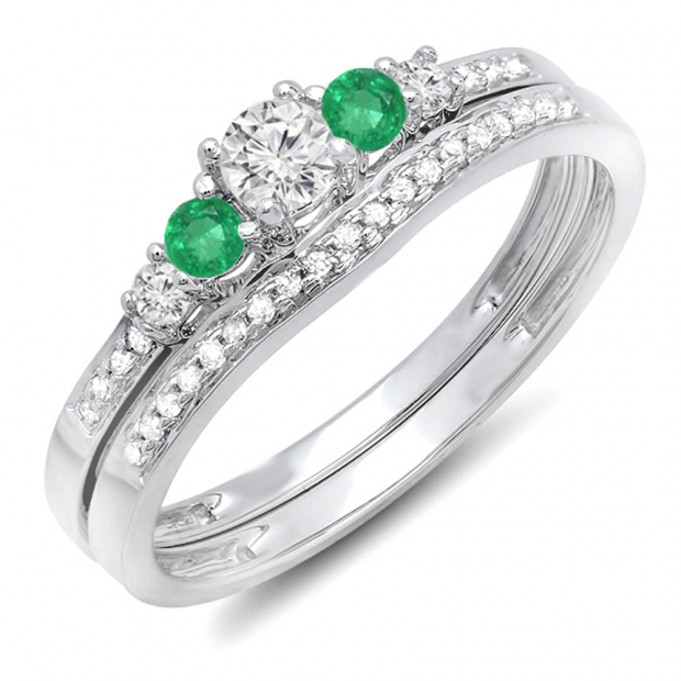 0.45 Carat (ctw) 14k White Gold Round Green Emerald And White Diamond Ladies 5 Stone Bridal Engagement Ring Matching Band Set 1/2 CT