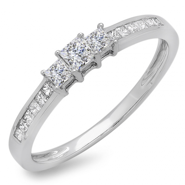 0.45 Carat (ctw) 18k White Gold Princess Cut Diamond Ladies Bridal 3 Stone Engagement Ring 1/2 CT