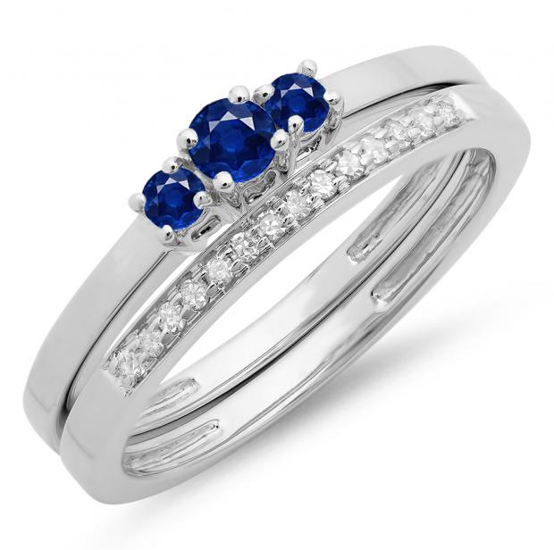 0.33 Carat (ctw) 14K White Gold Round Cut Blue Sapphire & White Diamond Ladies Bridal Engagement 3 Stone Ring With Matching Wedding Band Set 1/3 CT