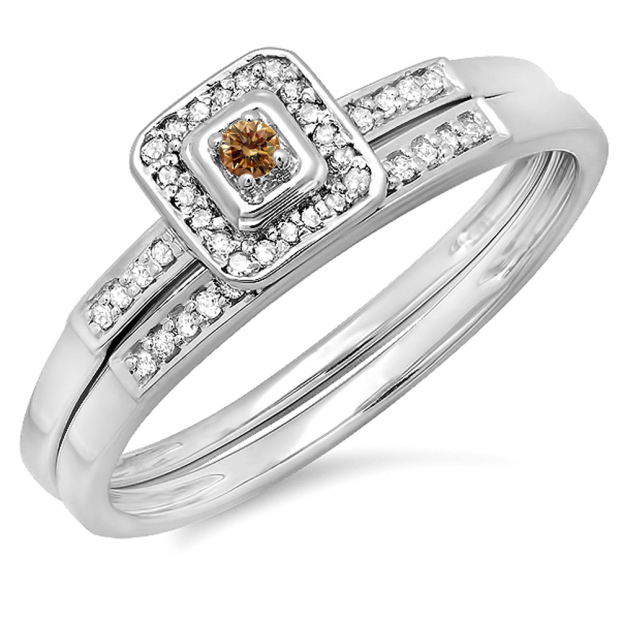 0.15 Carat (ctw) 18K White Gold Round Champagne & White Diamond Ladies Halo Engagement Bridal Ring Set Matching Wedding Band