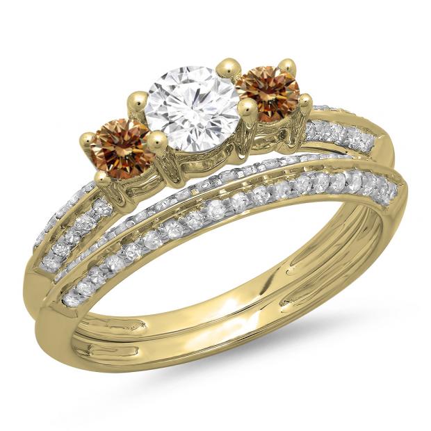 1.05 Carat (ctw) 14K Yellow Gold Round Cut Champagne & White Diamond Ladies 3 Stone Bridal Engagement Ring With Matching Band Set 1 CT