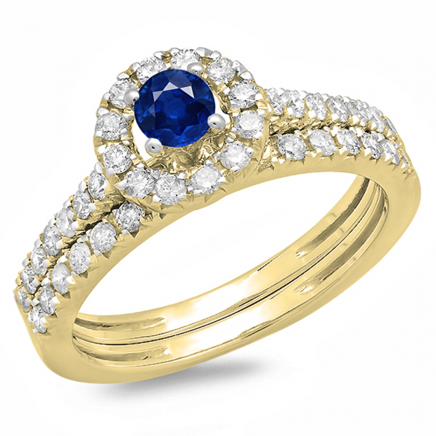 1.00 Carat (ctw) 14K Yellow Gold Round Cut Blue Sapphire & White Diamond Ladies Bridal Halo Style Engagement Ring With Matching Band Set 1 CT