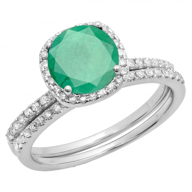 1.75 Carat (ctw) 18K White Gold Round Cut Emerald & White Diamond Ladies Bridal Halo Engagement Ring With Matching Band Set 1 3/4 CT