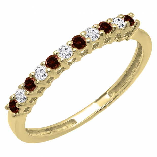 0.33 Carat (ctw) 14K Yellow Gold Round Garnet & White Diamond Anniversary Stackable Wedding Band 1/3 CT