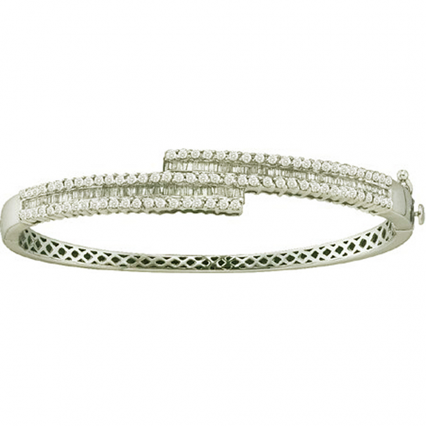 1.50 Carat (ctw) 14k White Gold Round & Baguette Cut White Diamond Ladies Fashion Bangle Bracelet