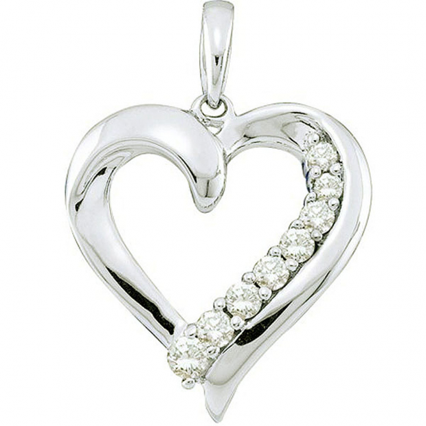 0.25 Carat (ctw) 10k White Gold Brilliant White Diamond Ladies Heart Pendant