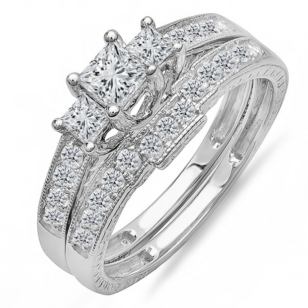 0.95 Carat (ctw) 14k White Gold Princess 3 Stone Diamond Ladies Engagement Bridal Ring Set Matching Band 1 CT