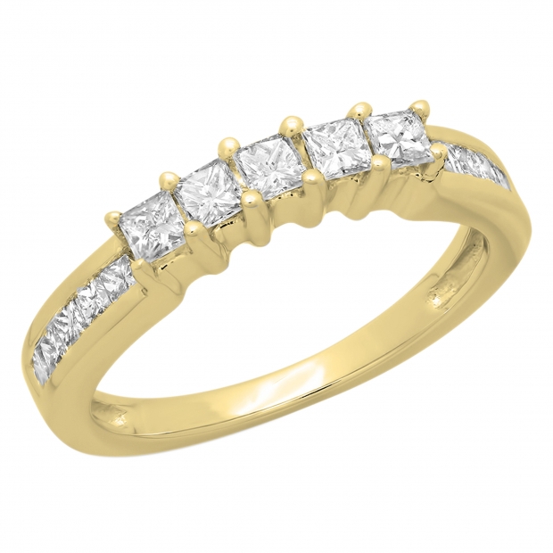 0.55 Carat (ctw) 14K Yellow Gold Princess Cut Diamond Ladies Anniversary Wedding Curved Band Stackable Ring 1/2 CT