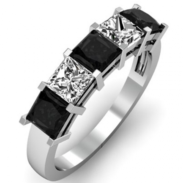 2.00 Carat (ctw) 14k White Gold Princess Cut Black and White Diamond Ladies 5 Stone Bridal Wedding Band Anniversary Ring 2 CT