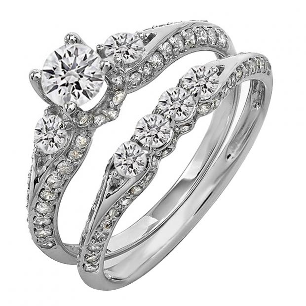IGI CERTIFIED 1.45 Carat (ctw) 14K White Gold Round Diamond Ladies 3 Stone Bridal Engagement Ring Set With Matching Band 1 1/2 CT