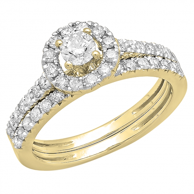 0.85 Carat (ctw) 14K Yellow Gold Round Cut Diamond Ladies Bridal Halo Style Engagement Ring With Matching Band Set