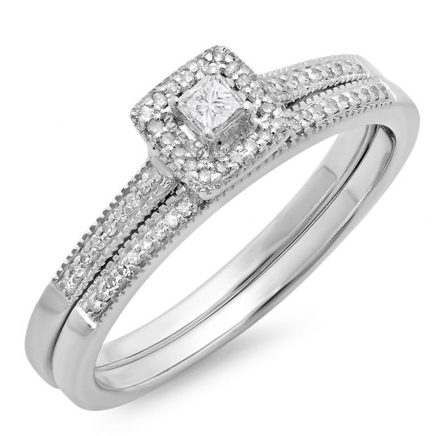 0.25 Carat (ctw) 10K White Gold Princess & Round Diamond Ladies Milgrain Bridal Halo Engagement Ring With Matching Band Set 1/4 CT