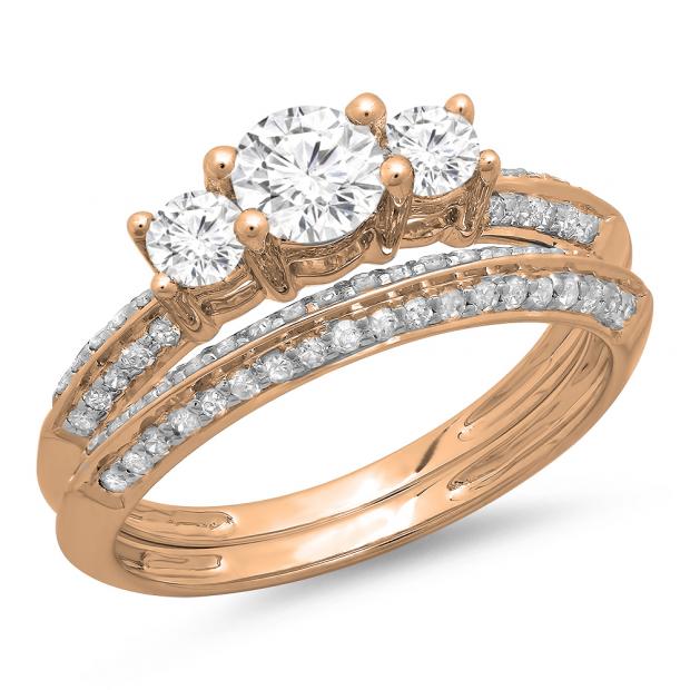 1.05 Carat (ctw) 14K Rose Gold Round Cut Diamond Ladies 3 Stone Bridal Engagement Ring With Matching Band Set 1 CT