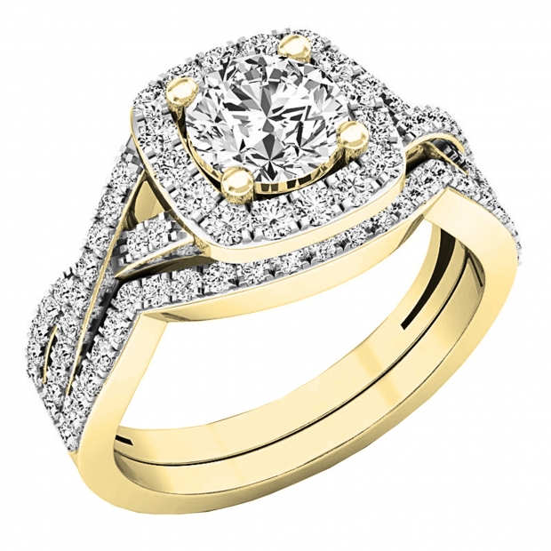 2.55 Carat (Ctw) 10K Yellow Gold Round Cut Cubic Zirconia Ladies Halo Engagement Ring Set 2 1/2 CT