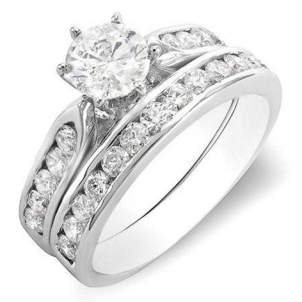 2.02 Carat (ctw) 14k White Gold Round Diamond Ladies Bridal Engagement Ring Set