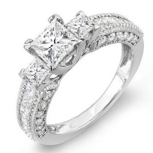 2.35 Carat (ctw) 14k White Gold Princess & Round Diamond Ladies 3 stone Ladies Engagement Ring