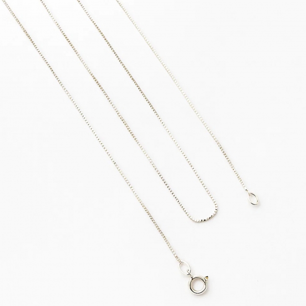 Box Chain 14 Karat White Gold 18 inch Necklace