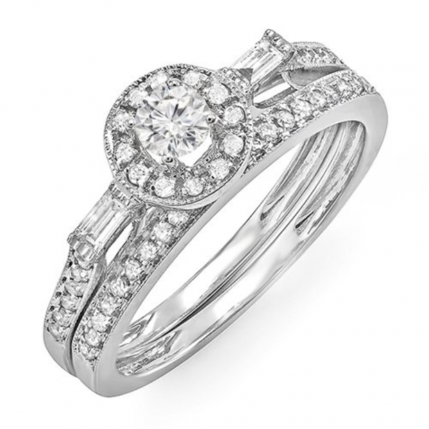 0.50 Carat (ctw) 14k White Gold Round & Baguette Diamond Ladies Bridal Engagement Ring Set