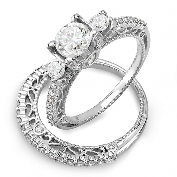 1.25 Carat (ctw) 14k White Gold Round Diamond 3 Stone Ladies Bridal Engagement Ring Set