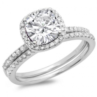 1.00 Carat (ctw) 14K White Gold Cushion Cut White Diamond & Round Cut White Diamond Ladies Bridal Halo Engagement Ring With Matching Band Set 1 3/4 CT