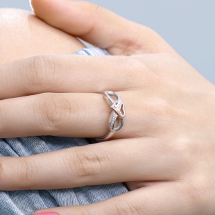 0.08 Carat (ctw) Round White Diamond Ladies Infinity Heart Ring 14K White Gold