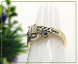 0.95 Carat (ctw) 10K Yellow Gold Round Blue & Lab Grown White Diamond Ladies Ring Set 1 CT