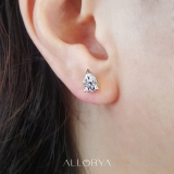 18K Rose Gold Solitaire Stud Earrings, IGI Certified 1.50 CT Pear Lab Grown Diamond in Screw Back