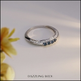 0.50 Carat (ctw) 18K White Gold Round Blue And White Diamond Ladies Anniversary Wedding Band Stackable Ring