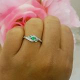 0.25 Carat (ctw) 10k White Gold Round Green Emerald And White Diamond Ladies Bridal Promise Heart 3 Stone Swirl Engagement Ring 1/4 CT