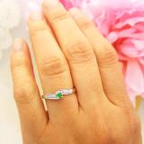 0.10 Carat (ctw) 10k White Gold Round Green Emerald And White Diamond Crossover Swirl Ladies Bridal Promise Engagement Ring 1/10 CT