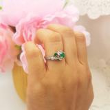 0.90 Carat (ctw) 10k White Gold Round Green Emerald And White Diamond Ladies Swirl Bridal Engagement Ring Matching Band Set