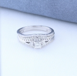 1.00 Carat (ctw) 18k White Gold Princess & Round Diamond Ladies Ring Engagement Bridal Wedding Band Set 1 CT