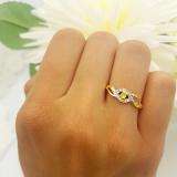 0.15 Carat (ctw) 10K Yellow Gold Round Cut Light Colored Peridot And White Diamond Ladies Engagement Bridal Promise Ring