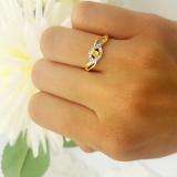 0.15 Carat (ctw) 14K Yellow Gold Round Cut Light Colored Peridot And White Diamond Ladies Engagement Bridal Promise Ring