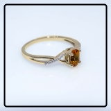0.50 Carat (ctw) 10K Yellow Gold Oval Cut Citrine & Round Cut White Diamond Ladies Bridal Swirl Split Shank Engagement Promise Ring 1/2 CT