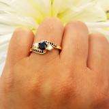 0.75 Carat (ctw) 18K Yellow Gold Round Blue Sapphire And White Diamond Ladies Swirl Engagement 3 Stone Bridal Ring 3/4 CT