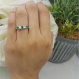 0.75 Carat (ctw) 14K White Gold Princess Cut Green Emerald and White Diamond Ladies 5 Stone Bridal Wedding Band Anniversary Ring 3/4 CT