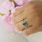 1.45 Carat (ctw) 18K White Gold Oval Cut Emerald & Round Cut White Diamond Ladies Bridal Halo Style Engagement Ring 1 1/2 CT