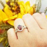 7x5mm Oval Garnet & Round White Diamond Split Shank Halo Engagement Ring for Women (0.25 ctw, Color I-J, Clarity I1-I2) 14K Yellow Gold