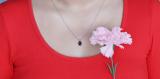 1.50 Carat (ctw) Sterling Silver Oval Cut Garnet Ladies Solitaire Pendant (Chain Included) 1 1/2 CT