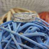 1.00 Carat (ctw) 14k White Gold Princess & Round 3 Stone Diamond Ladies Bridal Ring Set Engagement Set