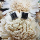 0.75 Carat (ctw) 10K White Gold Black Round Diamond Micro Pave Setting Kite Shape Stud Earrings 3/4 CT