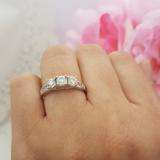 0.90 Carat (ctw) 10k White Gold Round Cut Diamond Ladies 3 Stone Engagement Bridal Ring