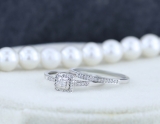 0.15 Carat (ctw) 14K White Gold Round Diamond Ladies Halo Engagement Bridal Ring Set Matching Wedding Band