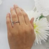 0.10 Carat (ctw) White and Black Diamond Ladies Infinity Swirl Wedding Band 1/10 CT 14K White Gold