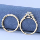 0.85 Carat (ctw) 14K Yellow Gold Round Cut Diamond Ladies Bridal Halo Style Engagement Ring With Matching Band Set