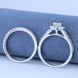 0.85 Carat (ctw) 14K White Gold Round Cut Diamond Ladies Bridal Halo Style Engagement Ring With Matching Band Set