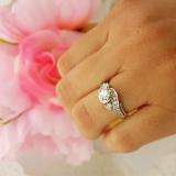 0.90 Carat (ctw) 14K White Gold Round Diamond Ladies Swirl Bridal Engagement Ring With Matching Band Set 1 CT