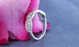 0.60 Carat (ctw) 14K White Gold Round Cubic Zirconia Ladies Bridal Anniversary Wedding Band Stackable Swirl Ring